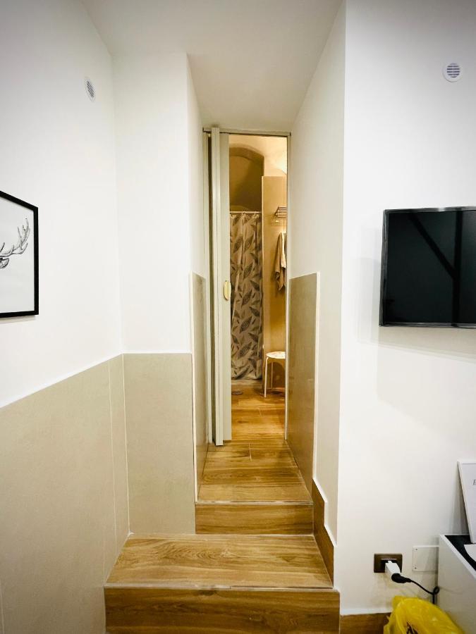 Chiaia175 Hotel Napoli Bagian luar foto